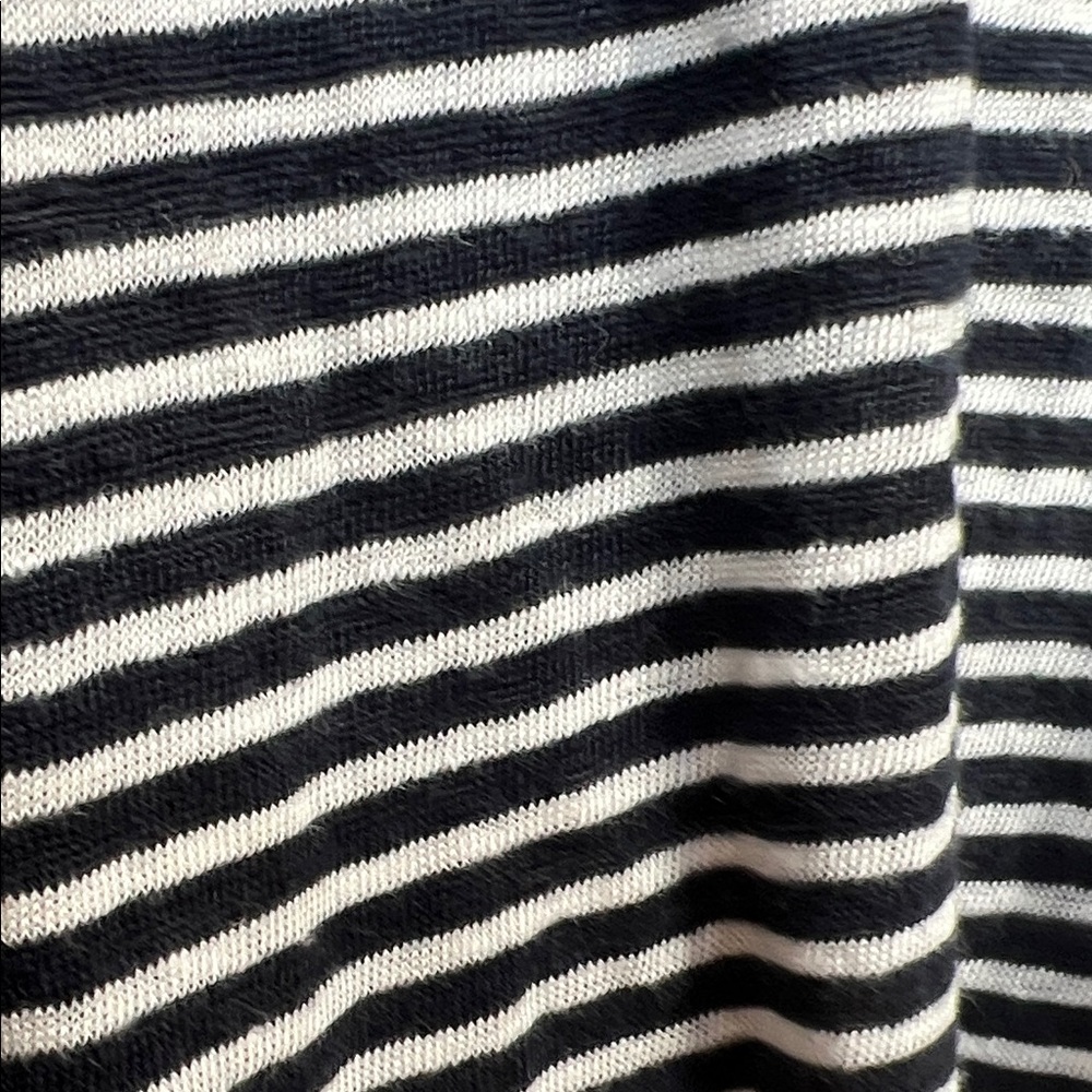 Banana Republic navy and White Striped linen Tank Top - Picture 5 of 7